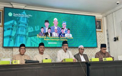 Silaturahmi Sambung Sanad Pondok Pesantren Terpadu Al Kamal dengan Pondok Pesantren Darul Ulum Jombang